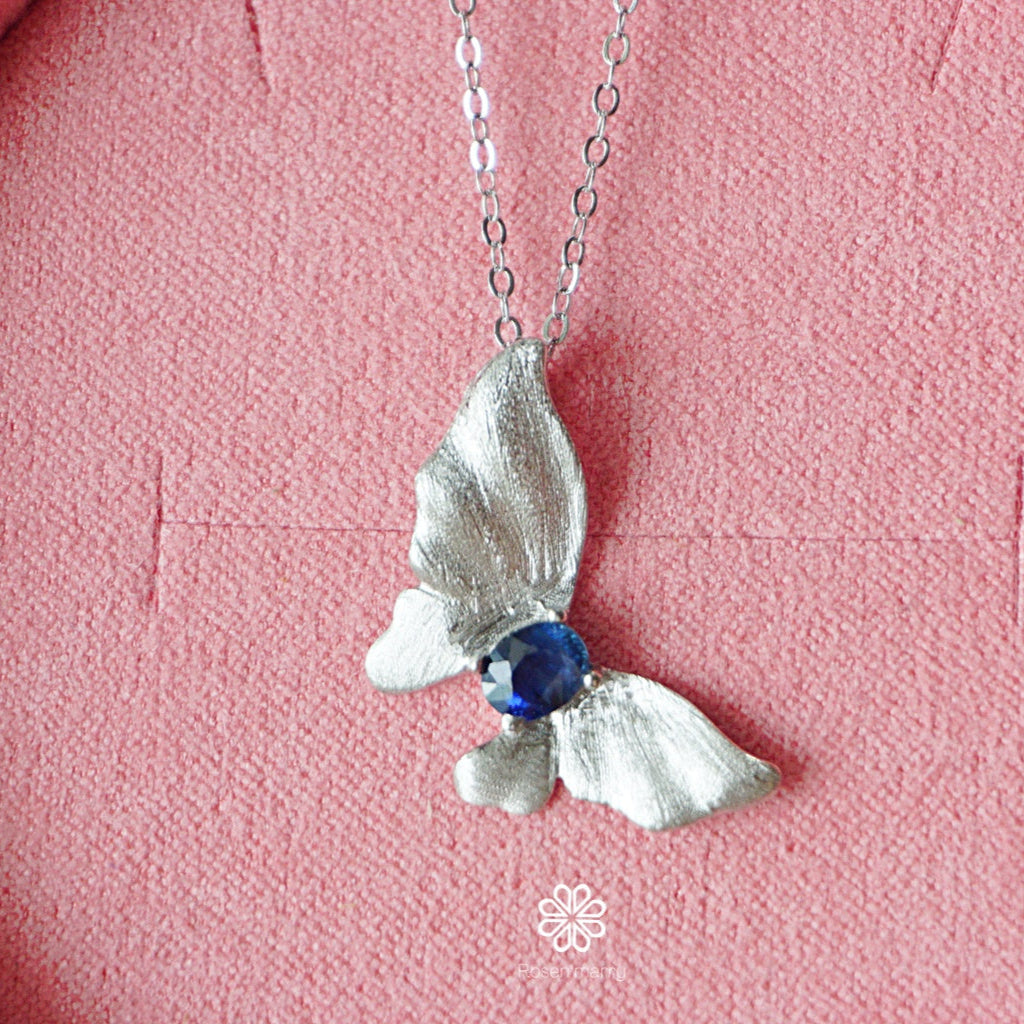 Natural Blue Sapphire Pendant and Necklace Sterling Silver925.
