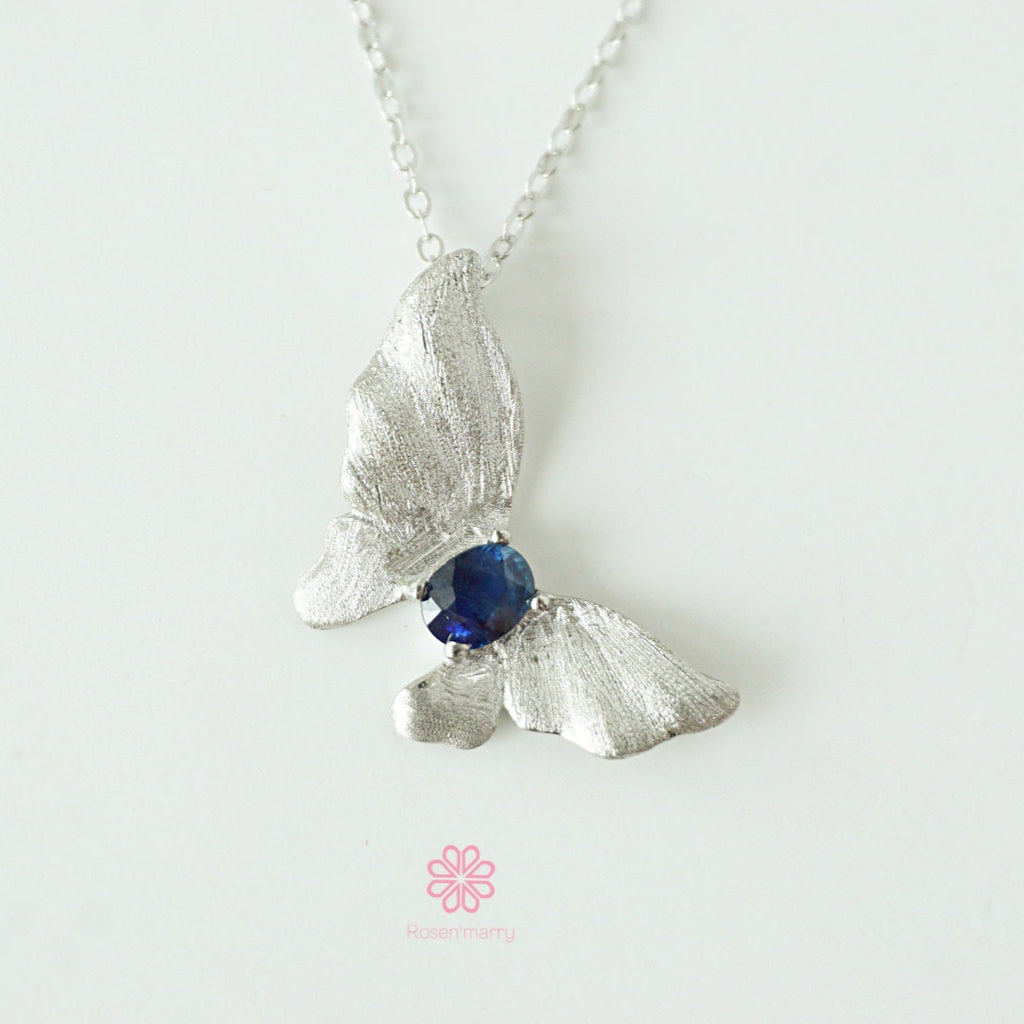 Natural Blue Sapphire Pendant and Necklace Sterling Silver925.