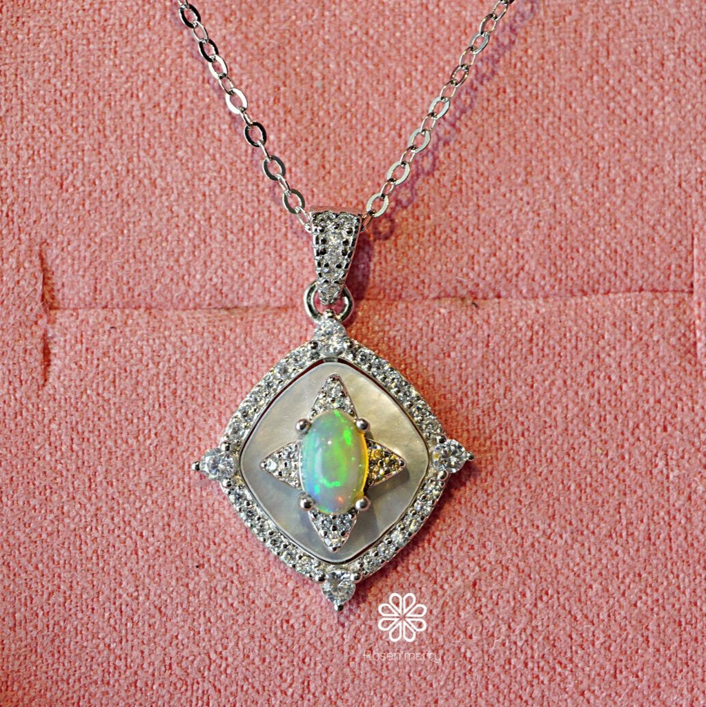 Natural Opal Pendant and Necklace Sterling Silver 925.
