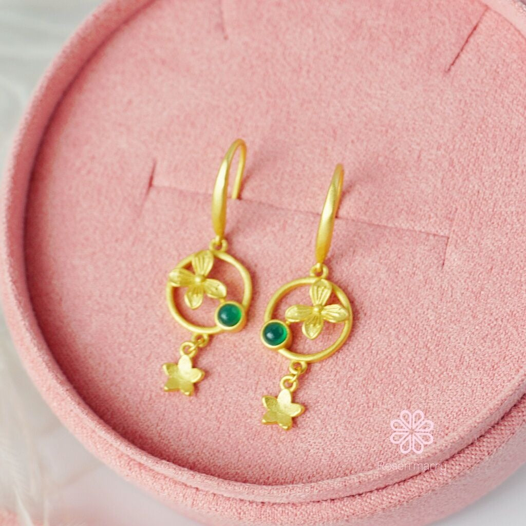 Natural Green Agate Drop Earrings Sterling Silver925 With Gold Plated.