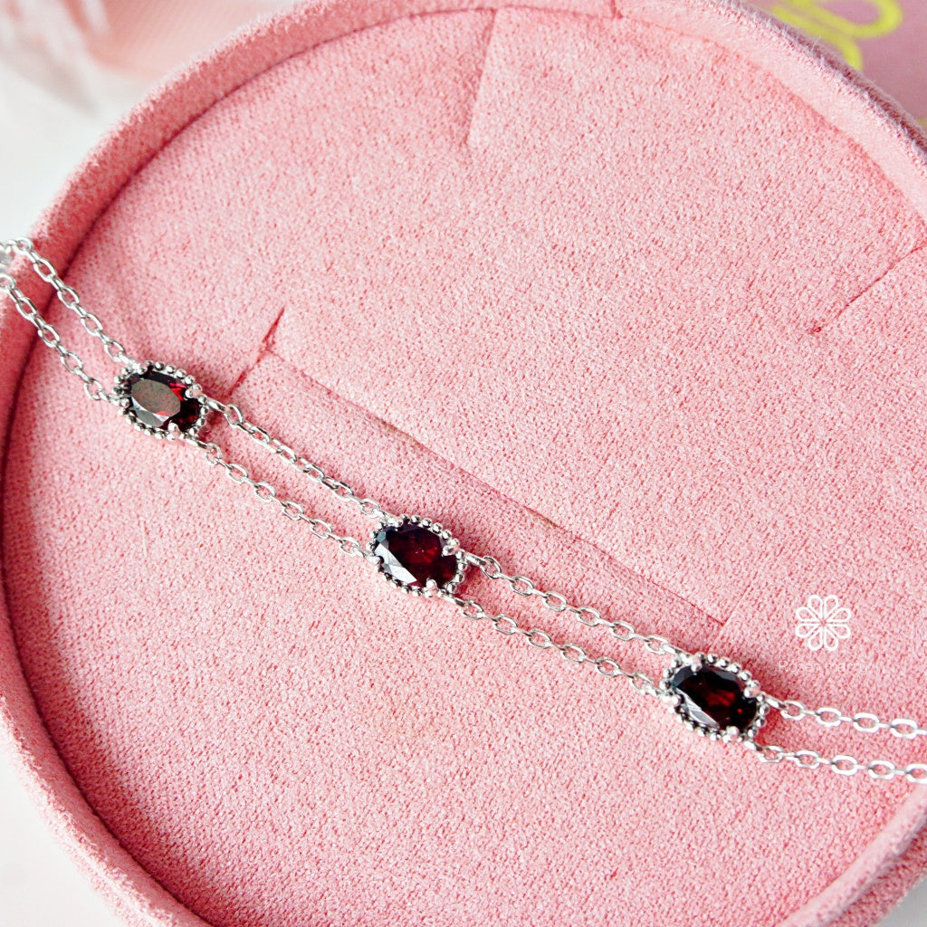 Natural Garnet Bracelet Sterling Silver925 With  White gold Plated.