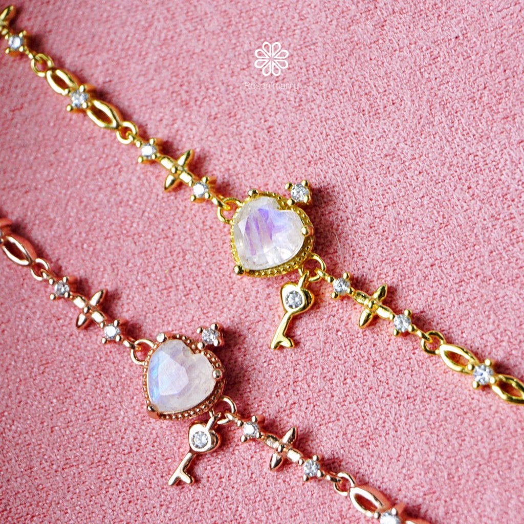 Natural Rainbow Moonstone Bracelet Sterling Silver925.
