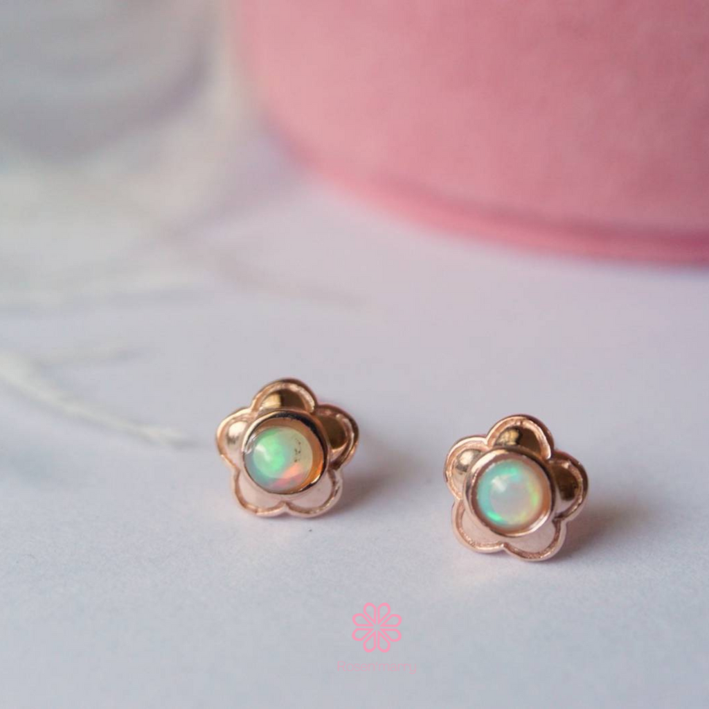 Natural Opal Stud Earrings Sterling Silver925 with Rosegold Plated.