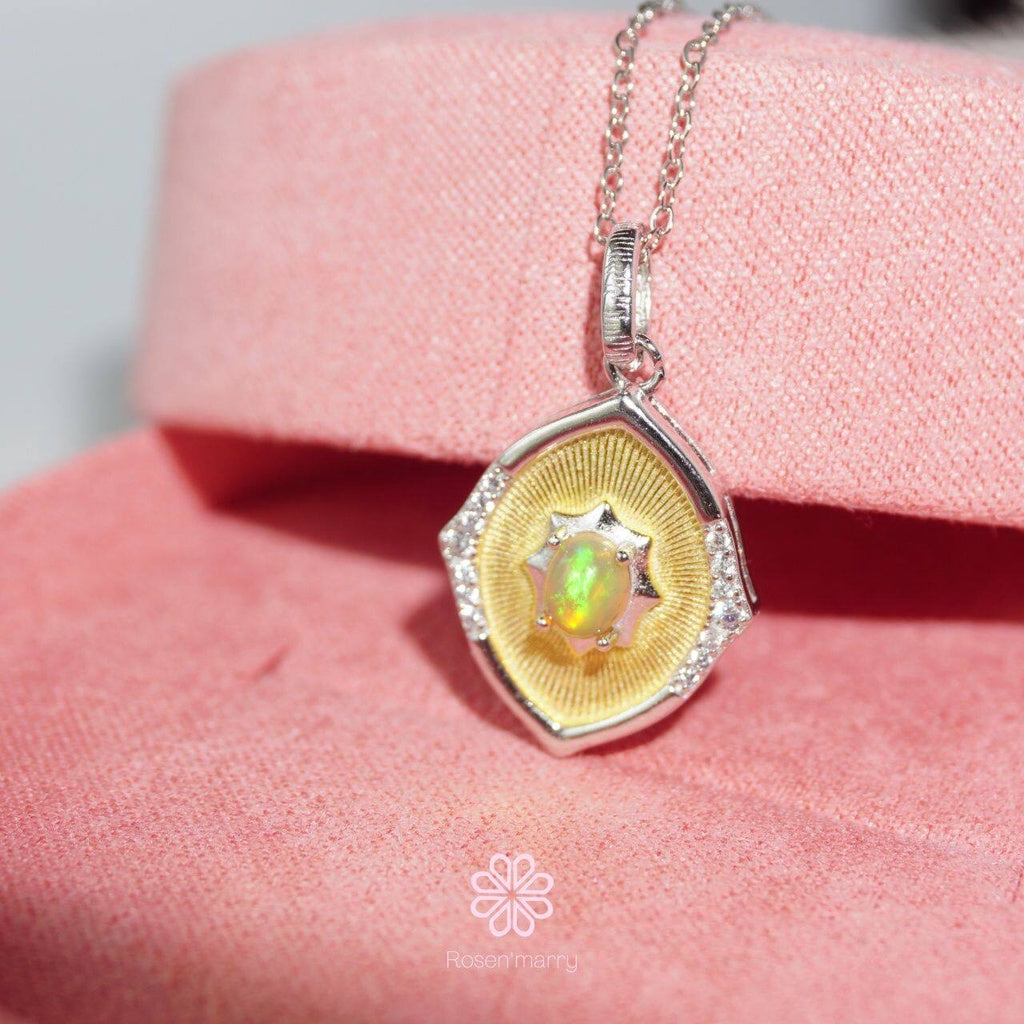 Natural Opal Pendant and Necklace Sterling Silver925.
