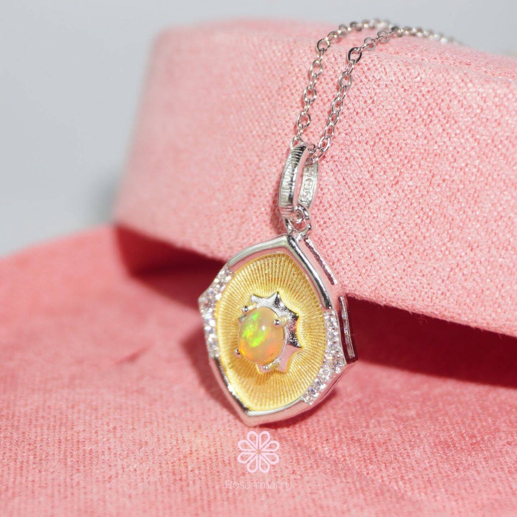 Natural Opal Pendant and Necklace Sterling Silver925.