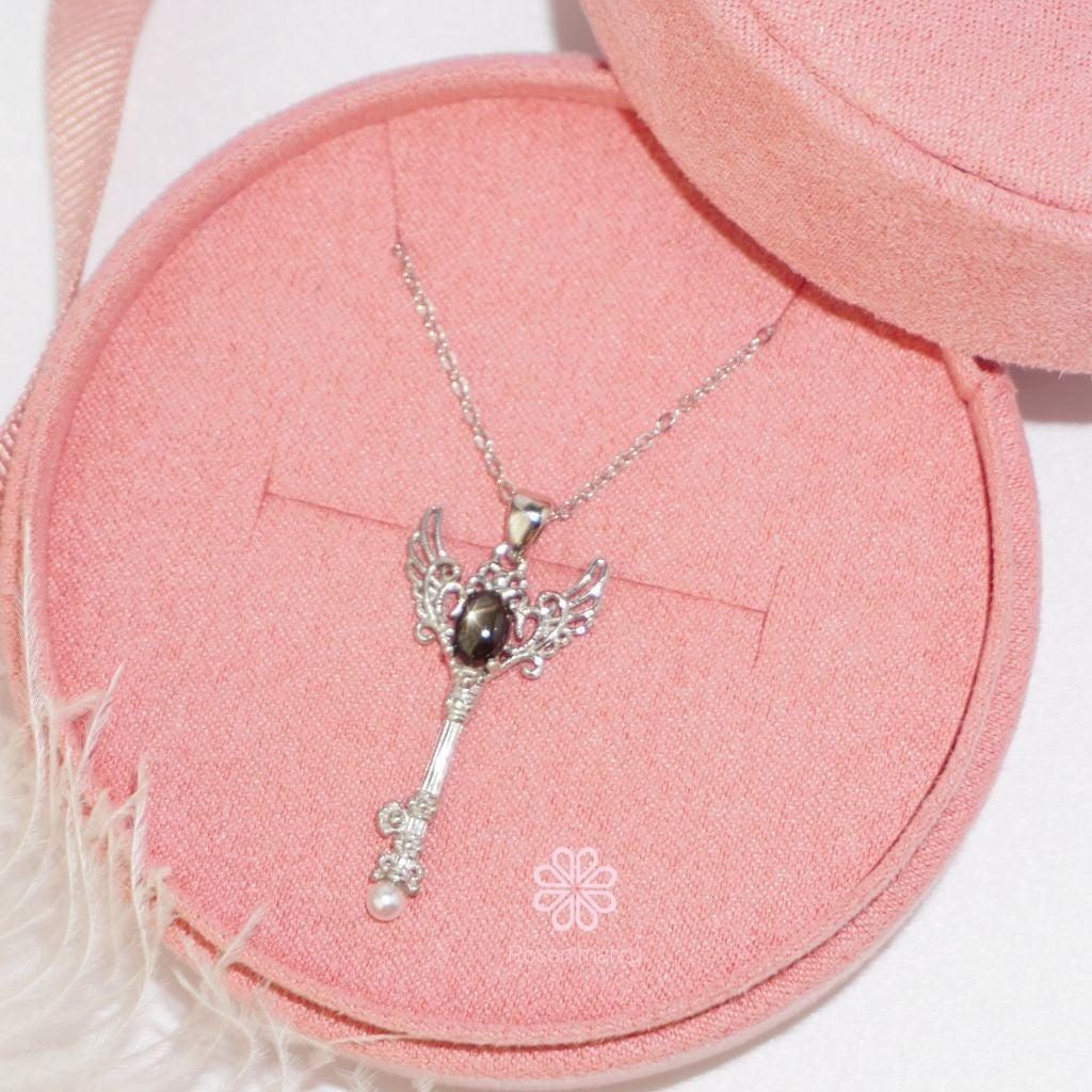 Natural Black Star Sapphire Pendant and Necklace Sterling Silver925.